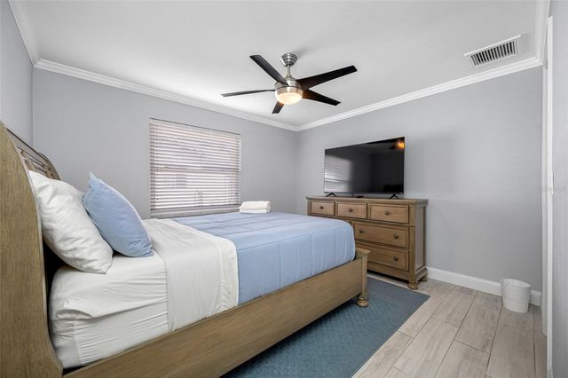 1862 DEL ROBLES DRIVE, Clearwater, FL 33764