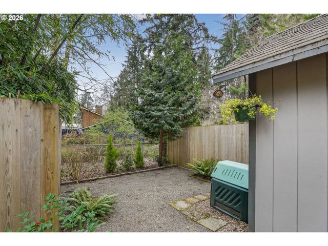 19138 PILKINGTON Rd, Lake Oswego, OR 97035