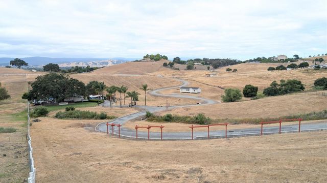 2580 Bridle Path Drive, Gilroy, CA 95020