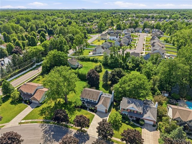 8 Sable Run, Amherst, NY 14051