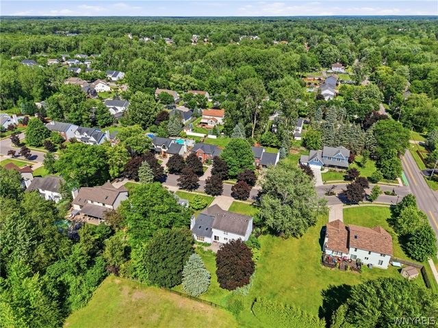 8 Sable Run, Amherst, NY 14051