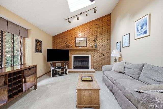 8 Sable Run, Amherst, NY 14051