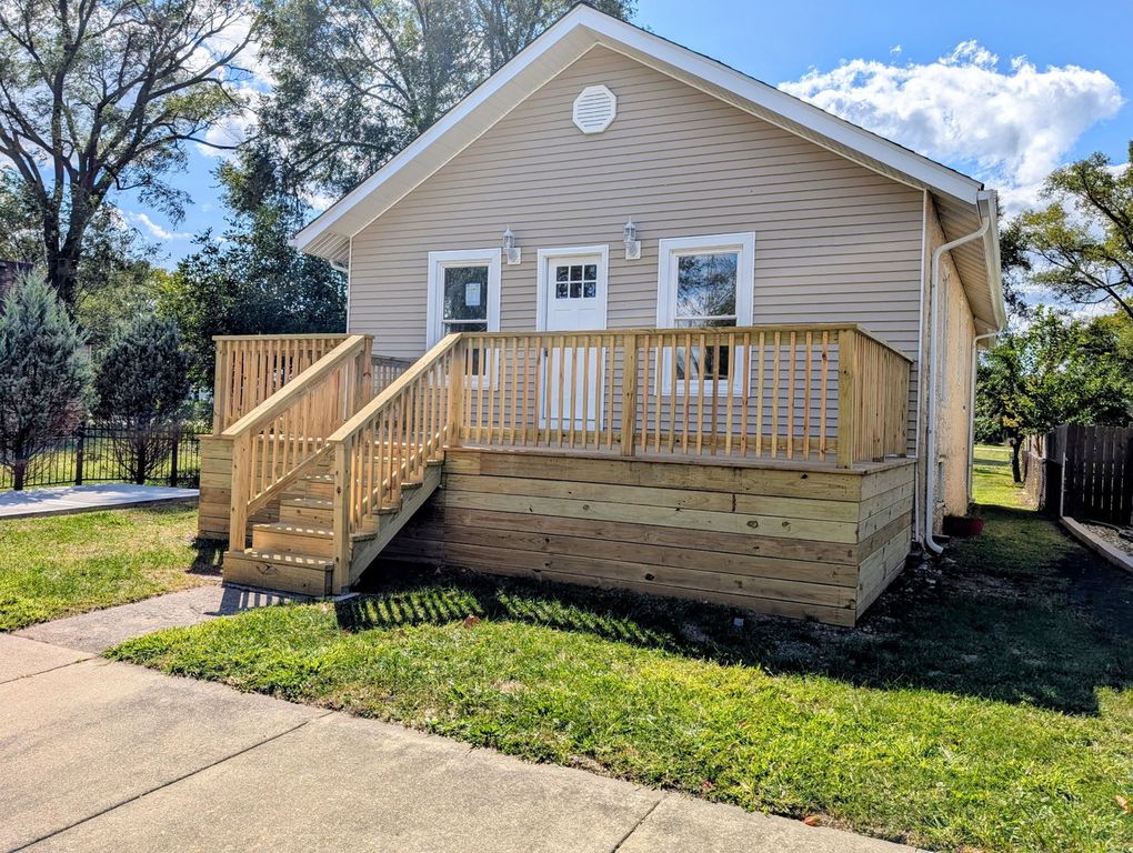 323 N Illinois Avenue, Kankakee, IL 60901