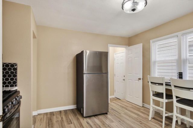 3015 N 75th STREET, Milwaukee, WI 53210