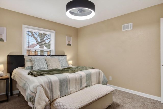 3015 N 75th STREET, Milwaukee, WI 53210