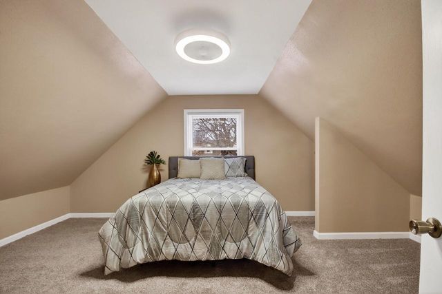 3015 N 75th STREET, Milwaukee, WI 53210