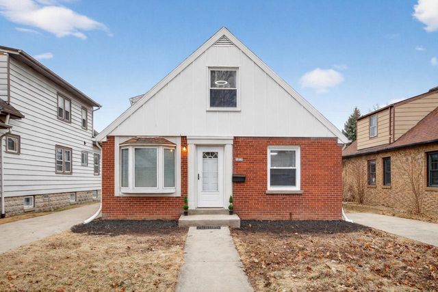 3015 N 75th STREET, Milwaukee, WI 53210