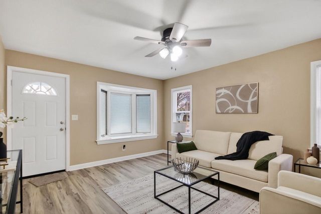 3015 N 75th STREET, Milwaukee, WI 53210