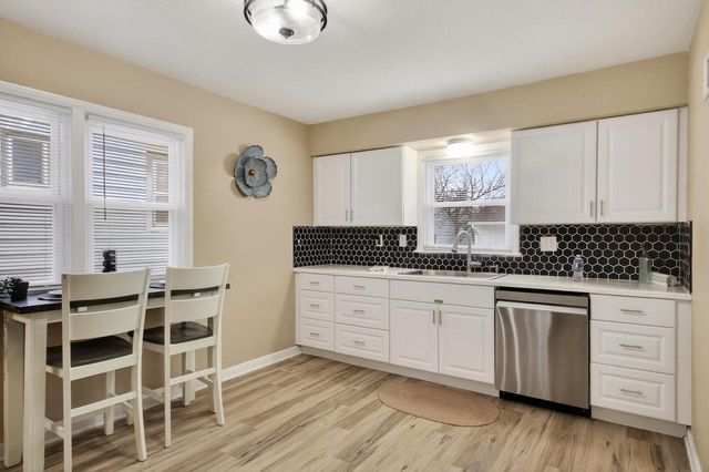 3015 N 75th STREET, Milwaukee, WI 53210