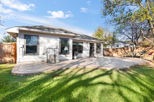 1318 Exeter Avenue, Dallas, TX 75216