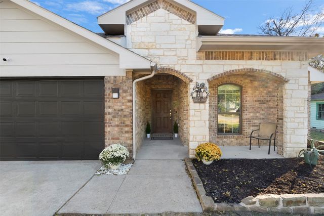 1318 Exeter Avenue, Dallas, TX 75216