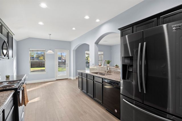 1318 Exeter Avenue, Dallas, TX 75216