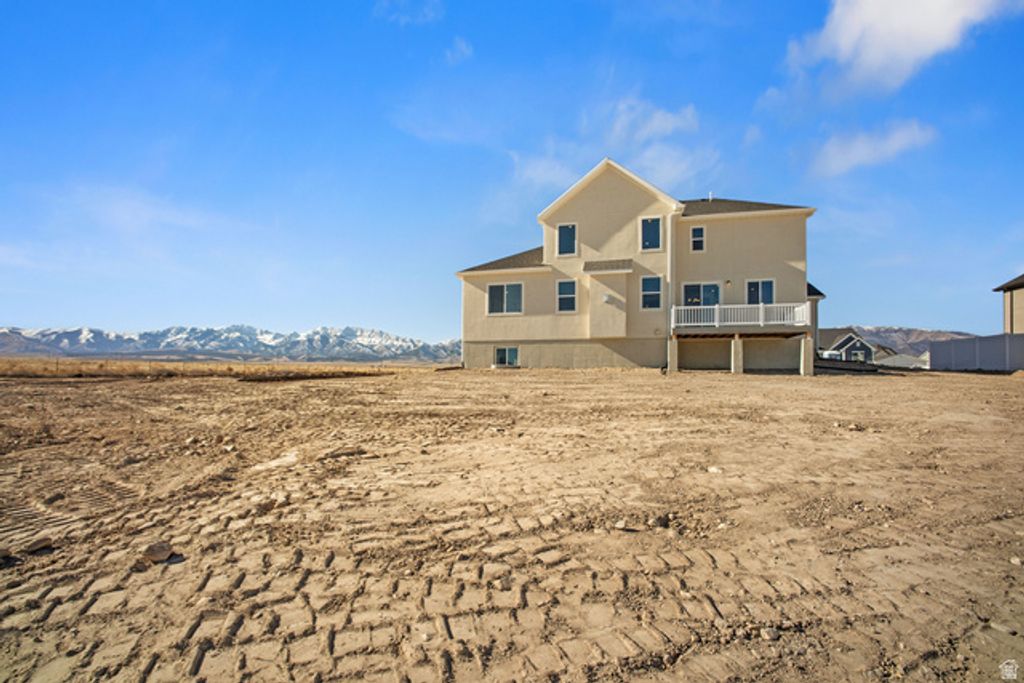 Image 21 of property listing at 677 S MAXWELL DR #604, Grantsville, UT 84029