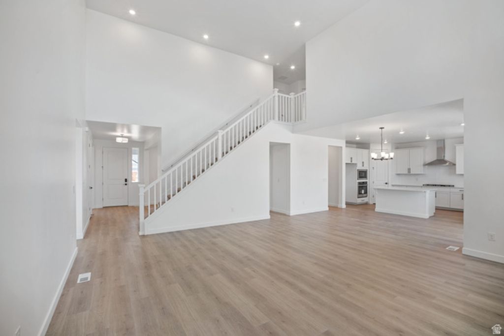 Image 4 of property listing at 677 S MAXWELL DR #604, Grantsville, UT 84029