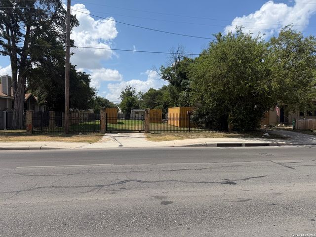 838 CULEBRA RD, San Antonio, TX 78201