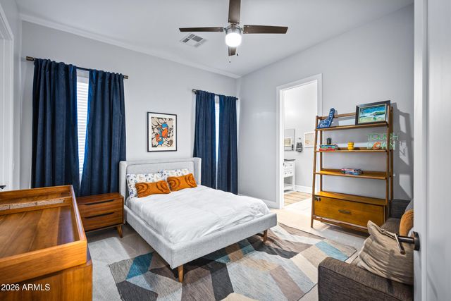 3550 E OREGON Avenue, Phoenix, AZ 85018