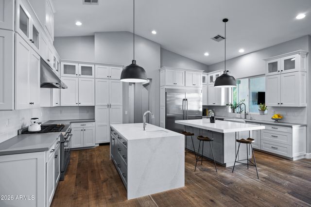 3550 E OREGON Avenue, Phoenix, AZ 85018