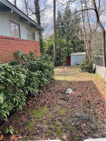 2506 Wawona NE Drive, Brookhaven, GA 30319