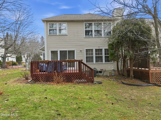 138 Killarney Drive, Niskayuna, NY 12309