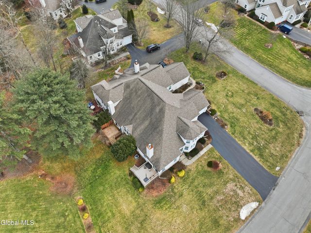 138 Killarney Drive, Niskayuna, NY 12309