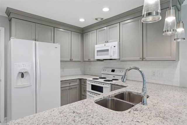 4336 Ashland Street, Lake Charles, LA 70605