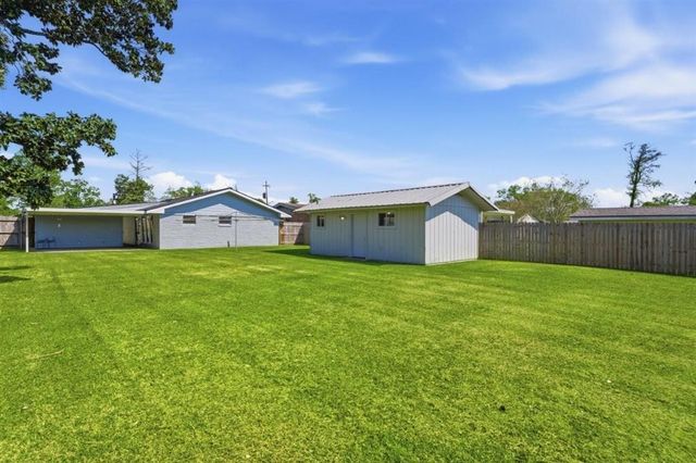 4336 Ashland Street, Lake Charles, LA 70605