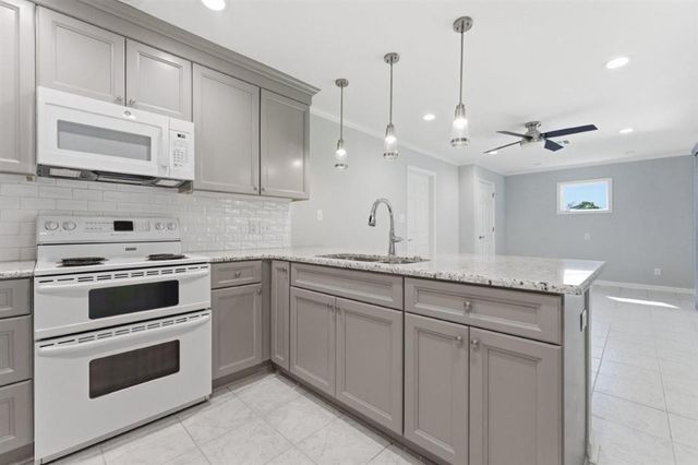 4336 Ashland Street, Lake Charles, LA 70605