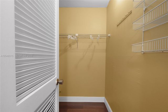 6423 Collins Ave 703, Miami Beach, FL 33141