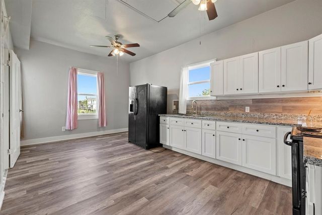 2714 Ball B-2, Galveston, TX 77550