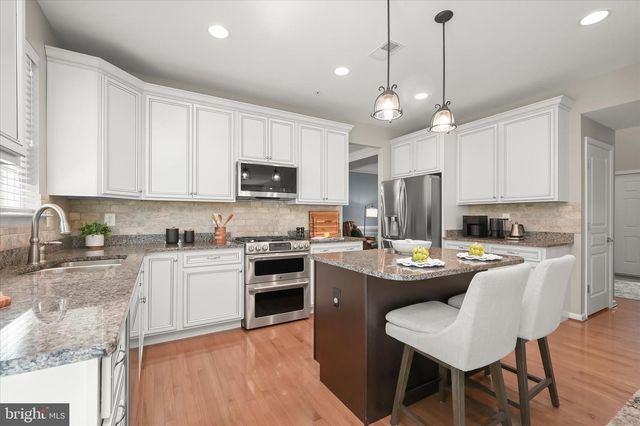 7111 KINGS POINT WAY, Columbia, MD 21046
