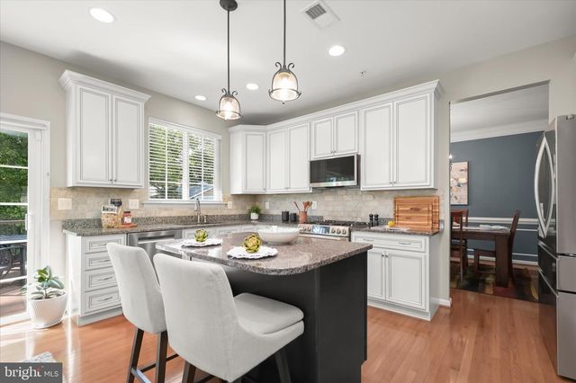7111 KINGS POINT WAY, Columbia, MD 21046
