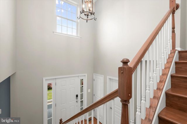 7111 KINGS POINT WAY, Columbia, MD 21046