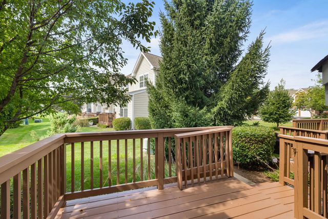 1158 Falcon Ridge Drive, Elgin, IL 60124