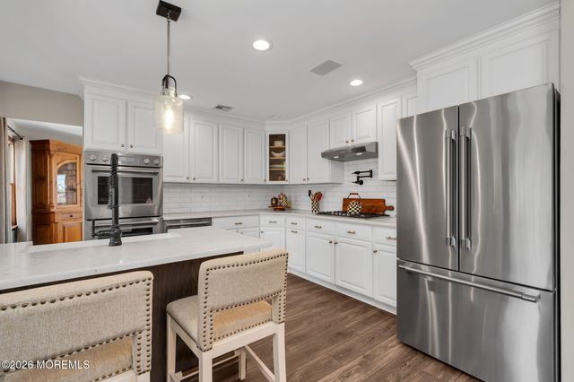 450 E Bay Avenue, Barnegat, NJ 08005