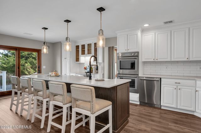 450 E Bay Avenue, Barnegat, NJ 08005