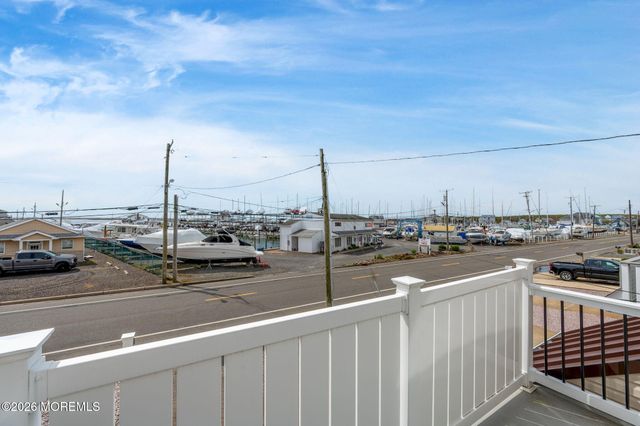 450 E Bay Avenue, Barnegat, NJ 08005