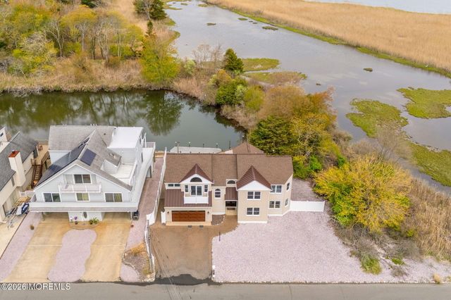450 E Bay Avenue, Barnegat, NJ 08005