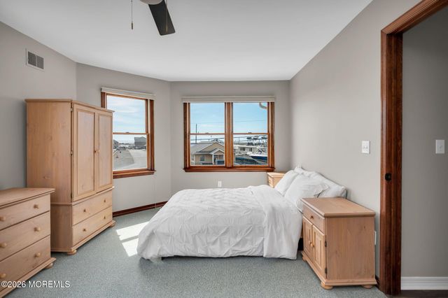 450 E Bay Avenue, Barnegat, NJ 08005