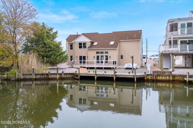 450 E Bay Avenue, Barnegat, NJ 08005