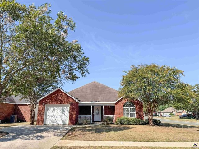 101 Alexandria Ct, Byron, GA 31008