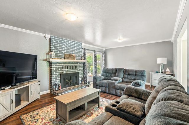 3442 Thomas Avenue, Anderson, CA 96007
