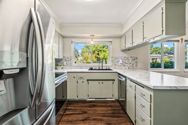 3442 Thomas Avenue, Anderson, CA 96007