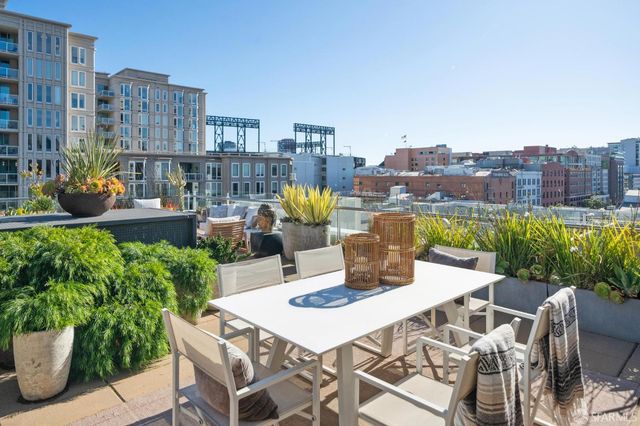 72 South Townsend Street 806, San Francisco, CA 94107