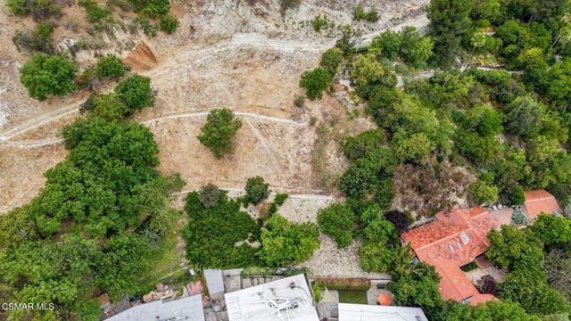 13349 Newcomb Drive, Sherman Oaks, CA 91423