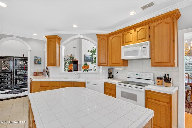 7913 Lanai Street, Diamondhead, MS 39525