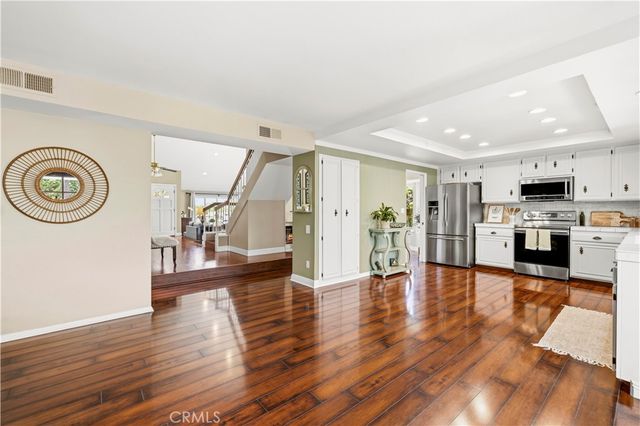 25477 Via Alcira, Valencia, CA 91355