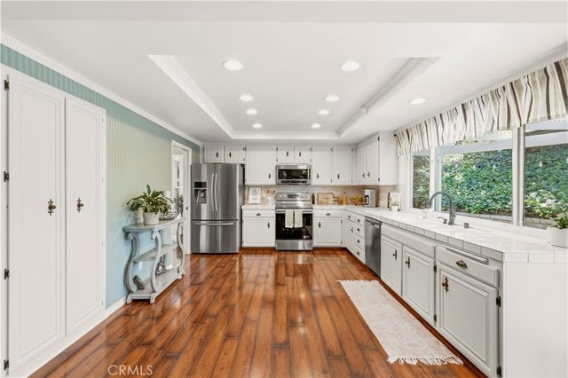 25477 Via Alcira, Valencia, CA 91355