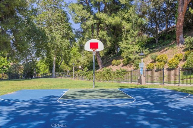 25477 Via Alcira, Valencia, CA 91355