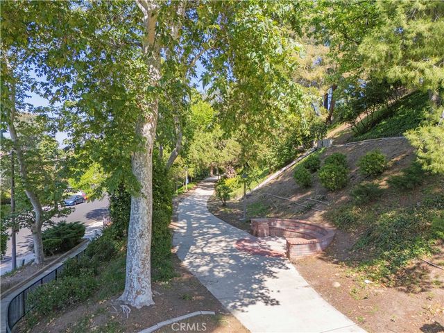 25477 Via Alcira, Valencia, CA 91355