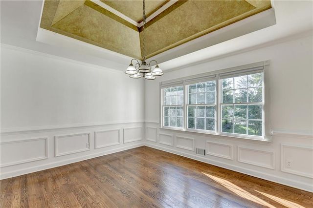 2355 Quail Creek Terrace, Buford, GA 30519
